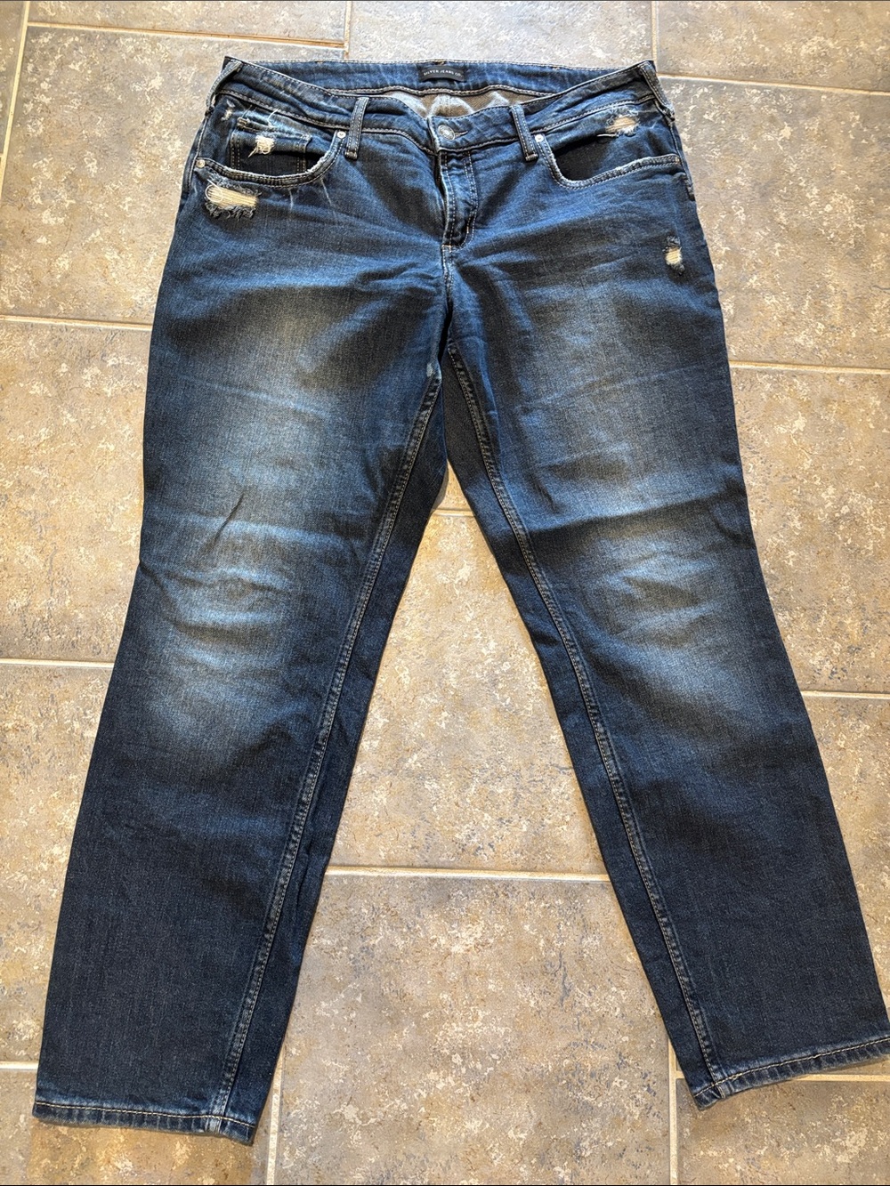 Silver Jeans Co Women's Boyfriend Cut Distressed Jeans